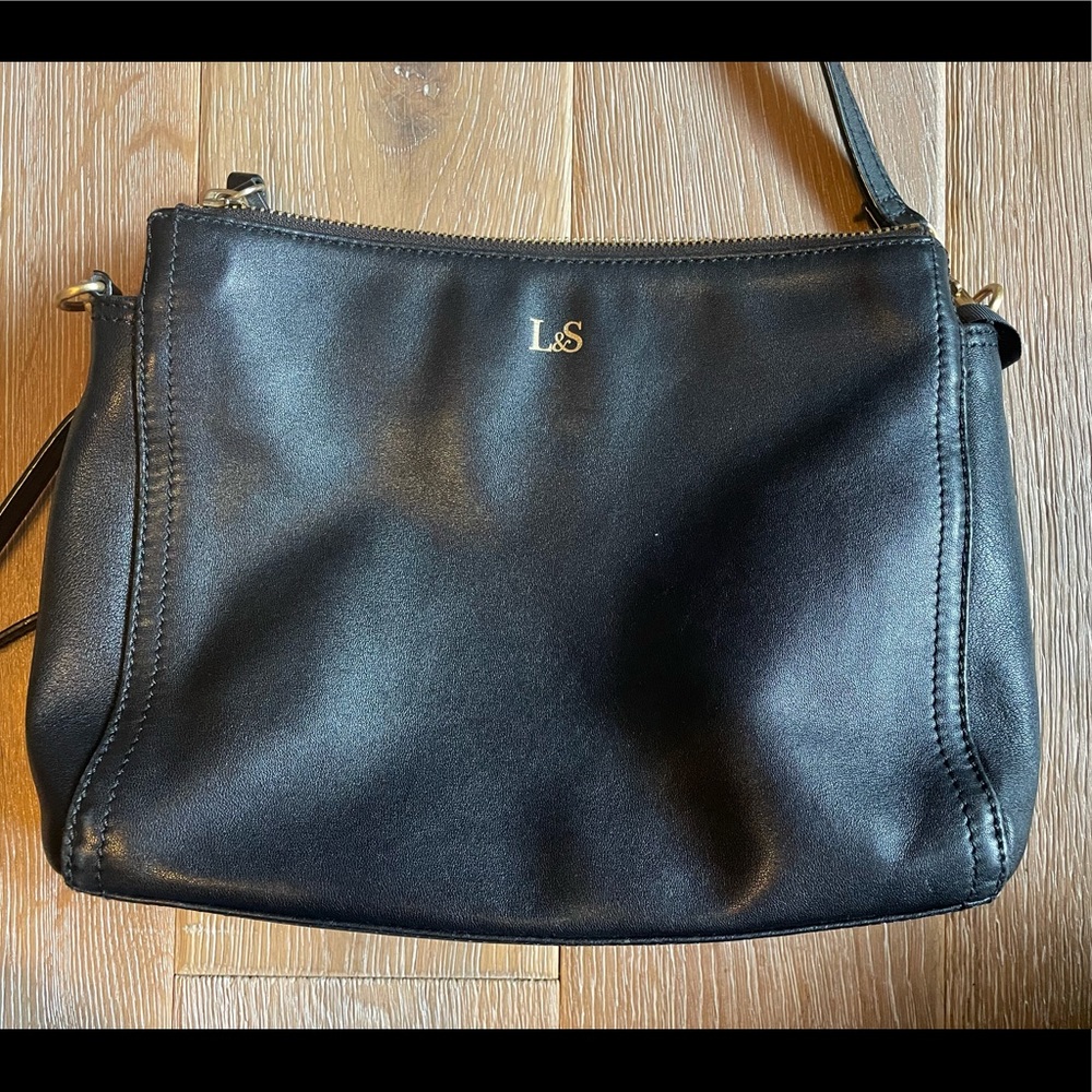 Lo & Sons “The Pearl” Crossbody